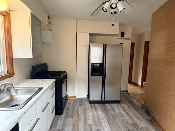 1443 S 51st St Unit A, Milwaukee, WI 53214