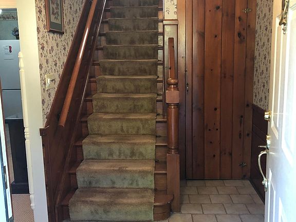 Entrance/Foyer