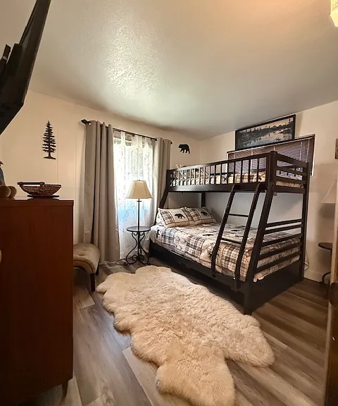 1005 N Michael Ave — Photo 6