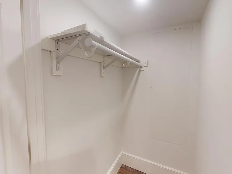 60 Kirkland St #R — Photo 9