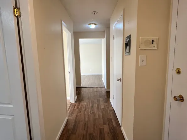 10604 114 St NW, Edmonton, AB T5H 3J9, Canada, 10604 114th St NW, Edmonton, AB T5H 3J9