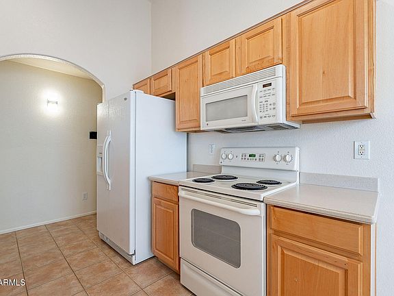 5th image of 2439 W WHITE FEATHER Lane