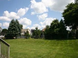 1141 Woodspointe Dr SW, Byron Center, MI 49315