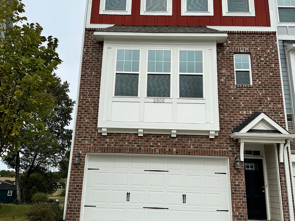 2806 Saltaire Ave #2806