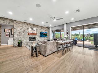 41719 N Rolling Green Way, Phoenix, AZ 85086