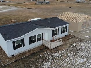 5715 Freedom Ln, Williston, ND 58801