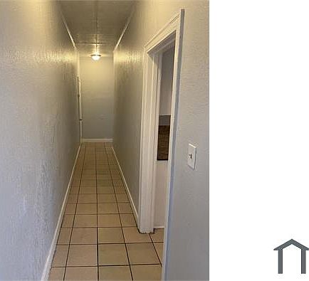 4th image of 807 W 43rd St