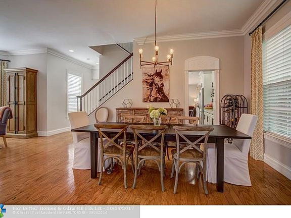 4th image of 1208 SE 5th Ct