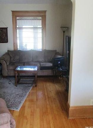 4th image of 3548 35th Ave S