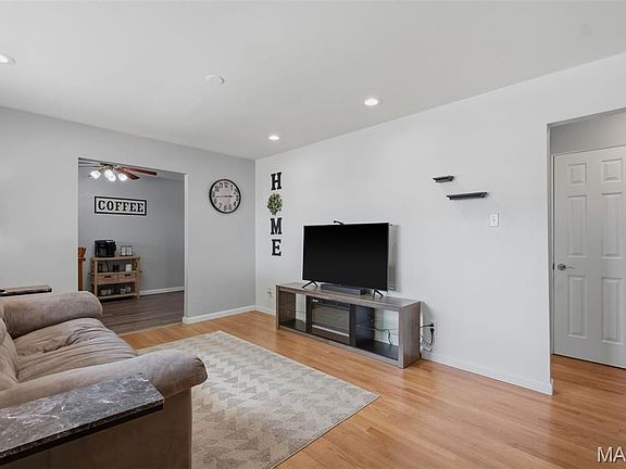 5th image of 1607 Barbara Dr