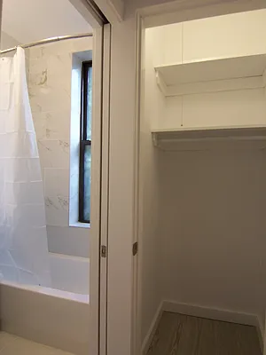 Rented by Oxford Property Group | media 6