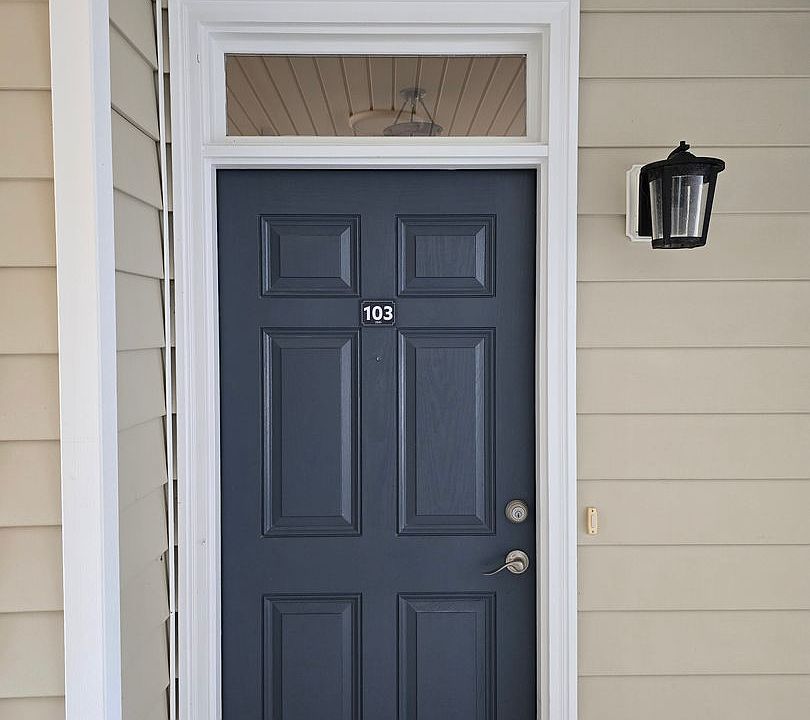1st image of 2641-103 McArthur Landing Cir