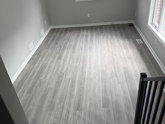5th image of 1474 Highland Ave #1