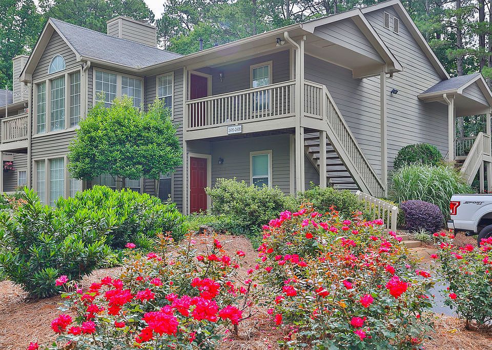 1st image of 2407 Country Park Dr SE #2407