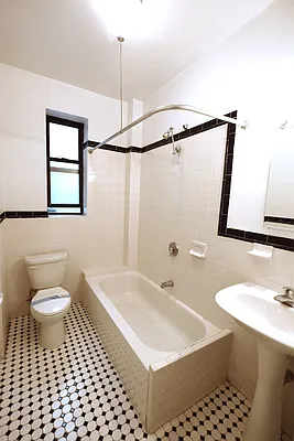 Rented by Keller Williams NYC | media 31