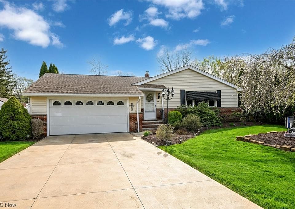1st image of 7463 Dawn Haven Dr