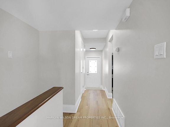 5th image of 136 Bentbrook Cres