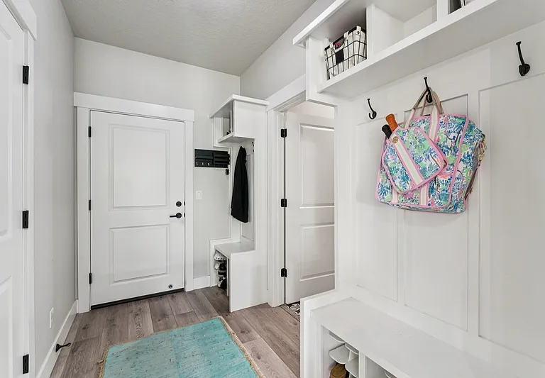 3821 W Balducci St — Photo 31