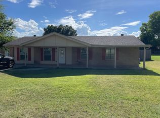 829 N Avenue B, Springtown, TX 76082