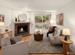 10022 NE 127th Place #C114, Kirkland, WA