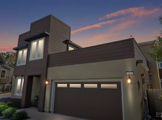 589 Sapphire Street, Petaluma, CA 94952