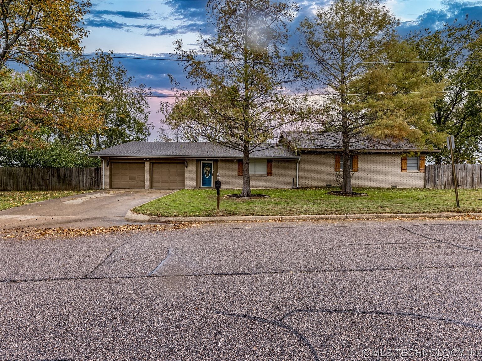 1802 Olive St, Durant, OK 74701 | Zillow