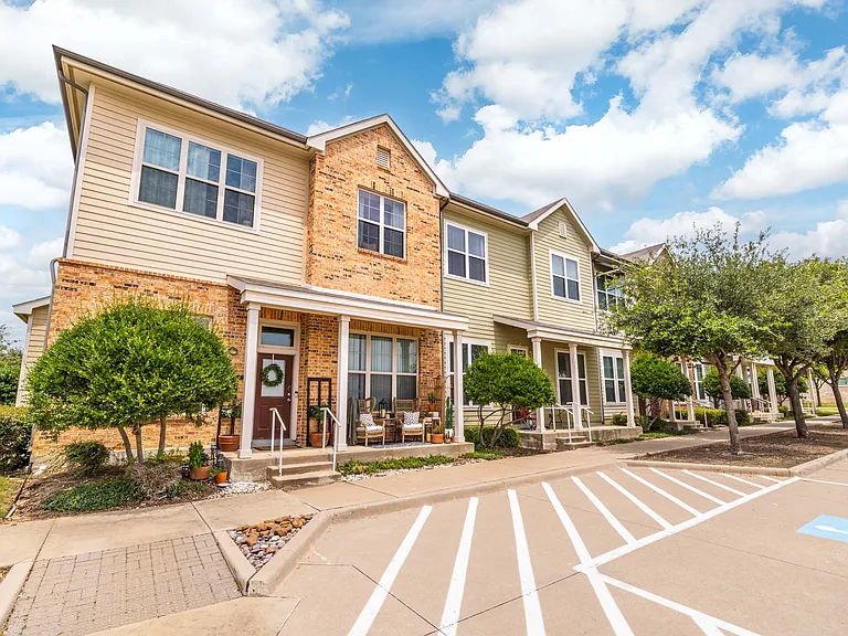The District At Cypress Waters - Parson's Green — Photo 84
