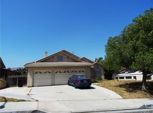 6853 Sundown Dr, Riverside, CA 92509