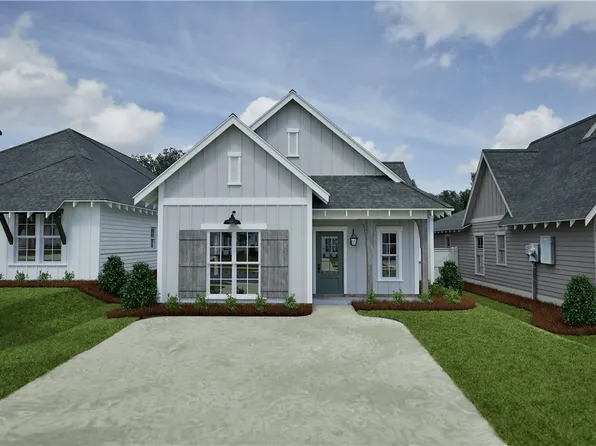 119 Woodland Cir, Opelika, AL 36801