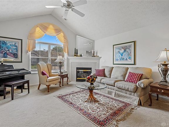 3rd image of 2031 Wentworth Village Dr