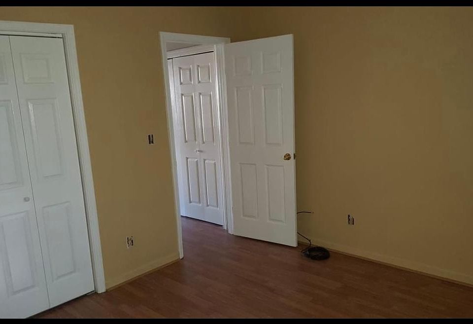 1st image of 162 21st St SW #162
