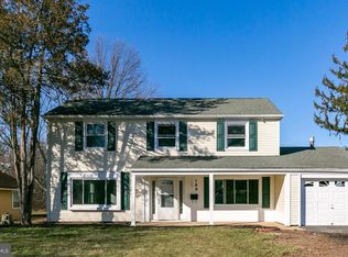 155 Pageant Ln, Willingboro, NJ 08046