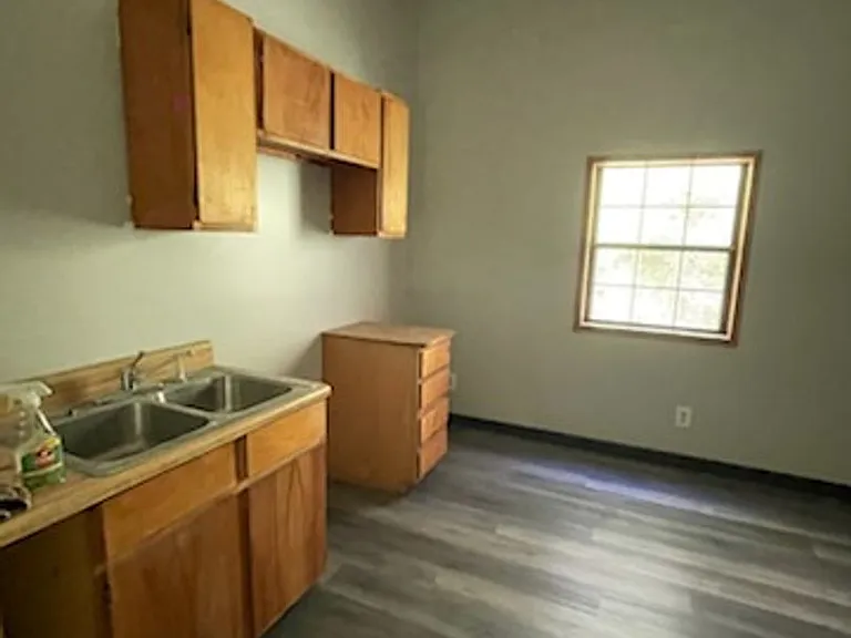 2560 C P Howard Dr — Photo 11