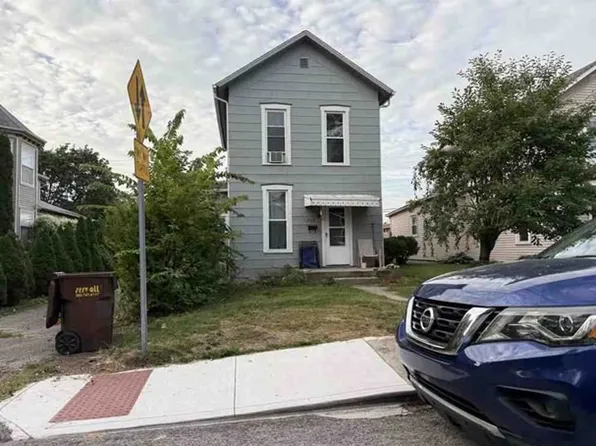 212 E Washington St, Bluffton, IN 46714