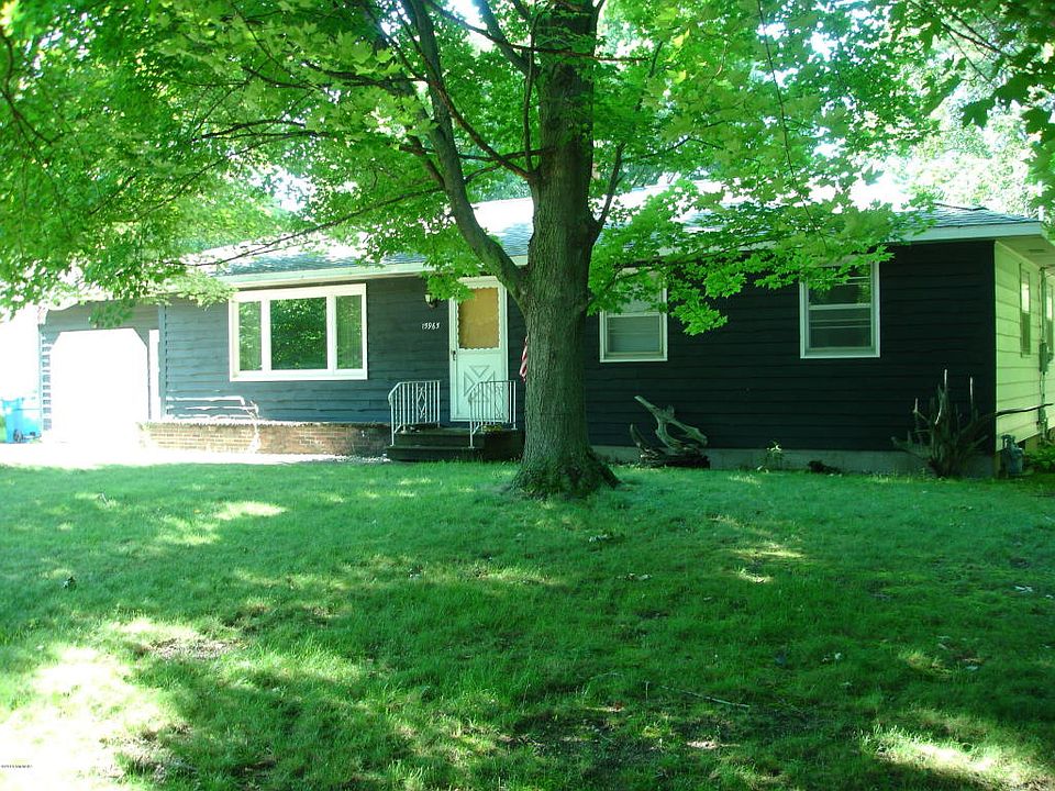 1st image of 15965 Cedar St