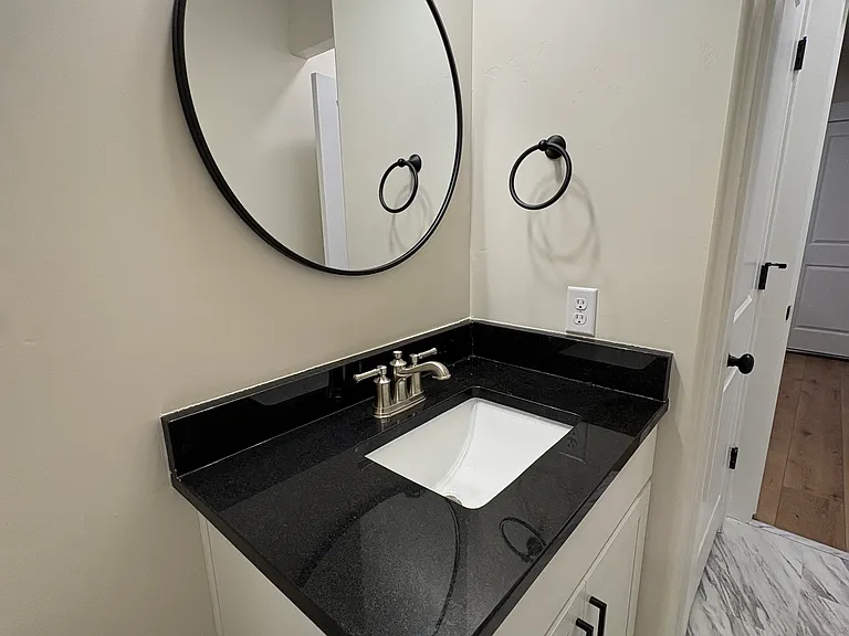 5472 N Orville St #B — Photo 22