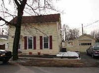 203 N 4th St, Pierceton, IN
