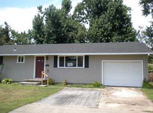 604 Geneva St, Springdale, AR 72762