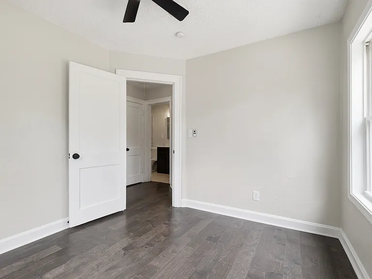 5508 Maple St — Photo 5