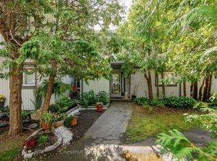 12 Dawson Dr #407, Collingwood, ON
