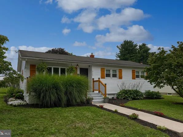 314 Quittapahilla Dr, Cleona, PA 17042