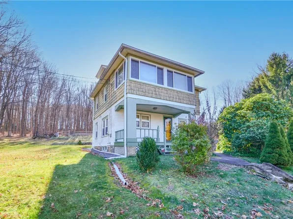 56 Water St, Lebanon, NJ 08833