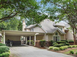 6505 Gaywind Dr, Charlotte, NC 28226