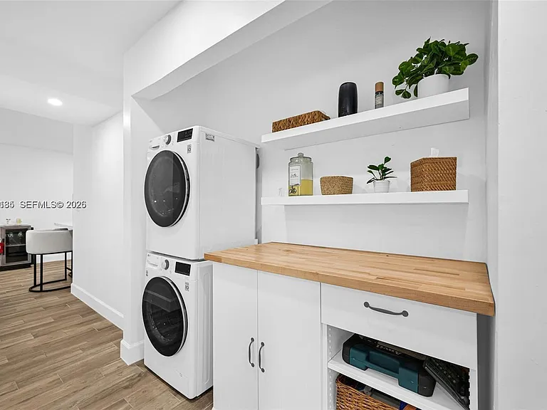 8609 SW 68th Ct #24 — Photo 21
