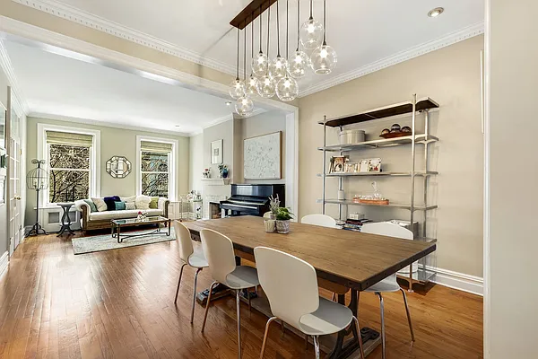 Sold by Compass | media 2