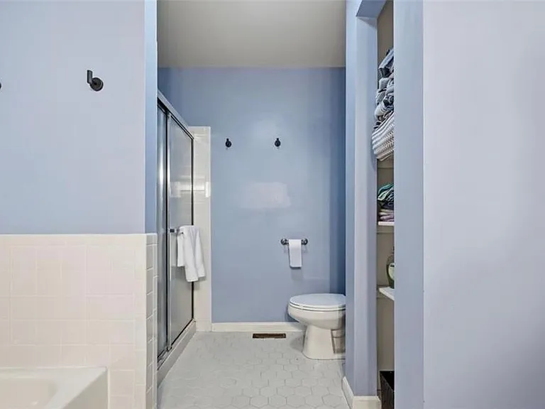 309 Hill Rd — Photo 8