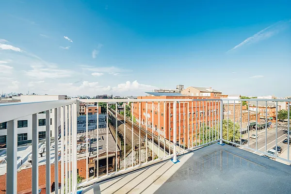 Rented by Nooklyn NYC LLC | media 49