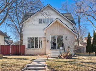 3824 17th Ave S, Minneapolis, MN 55407