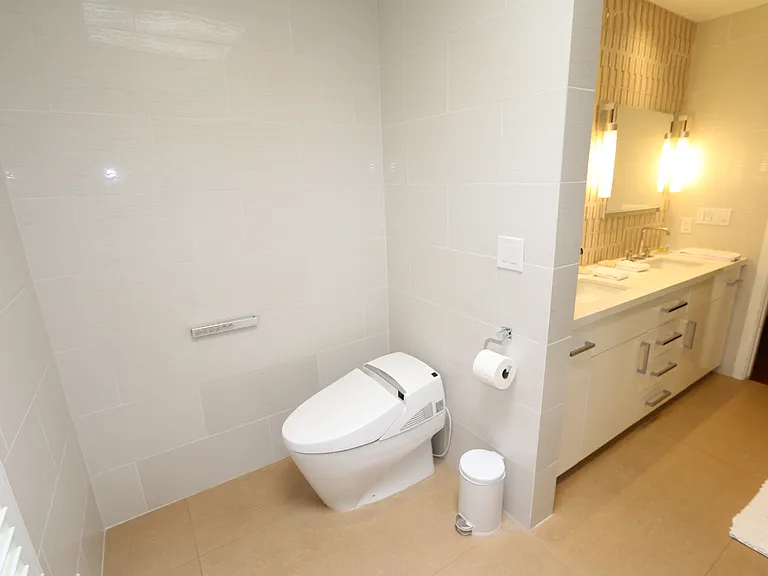 1321 Londonderry Pl — Photo 57
