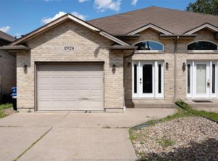 1924 Northway Ave, Windsor, ON N9B 0A3